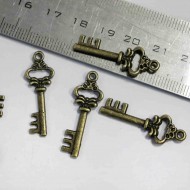 Металлическая подвеска "Ключ", цвет: бронза, арт.014